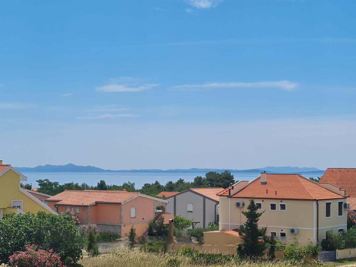 Villa Mena Вир Экстерьер фото